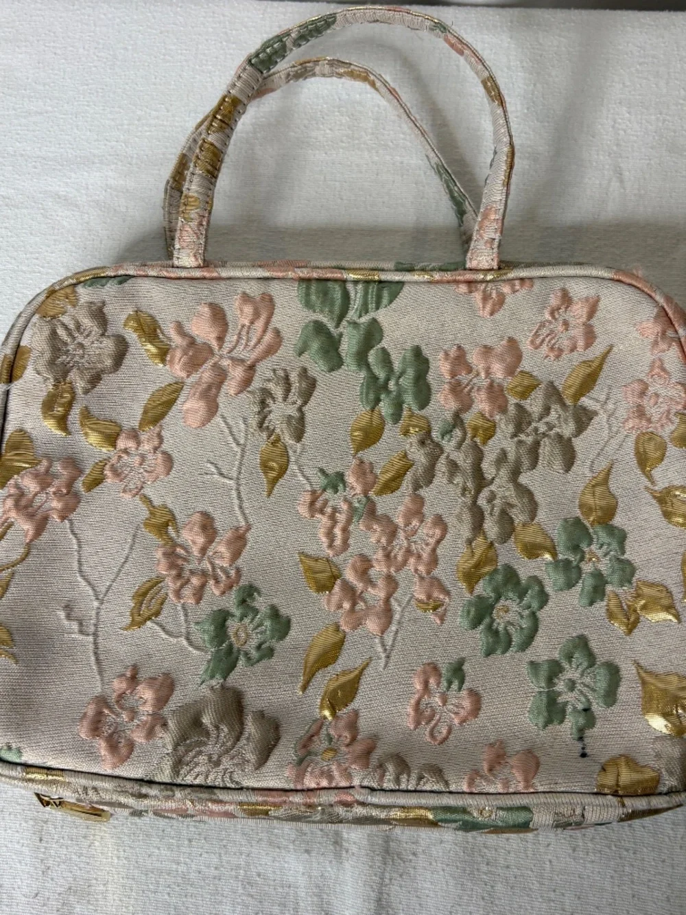 Vince Camuto Floral Gold Damask Cottagecore Zip Hanging Toiletry Case Makeup Bag
